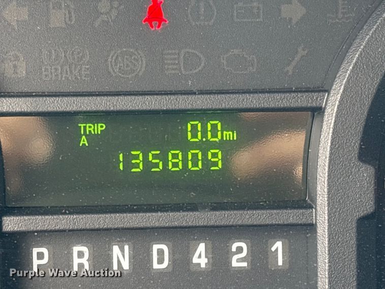 image for item EG9022 2019 Ford E450 Super Duty refrigerated delivery truck