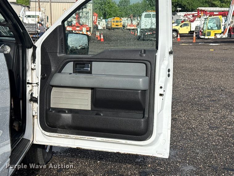 image for item EG9025 2012 Ford F150 Ext. Cab pickup truck