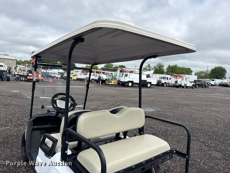 image for item EG9030 2021 Yamaha Drive golf cart