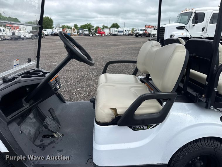 image for item EG9030 2021 Yamaha Drive golf cart