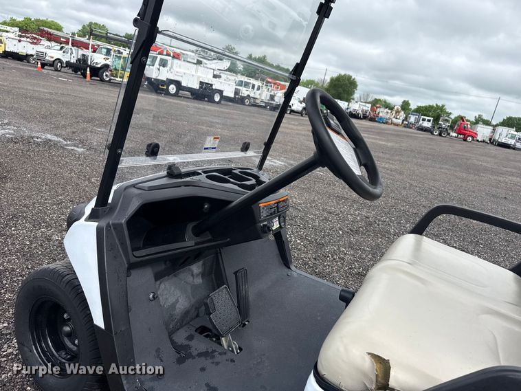 image for item EG9030 2021 Yamaha Drive golf cart
