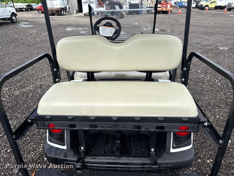 image for item EG9030 2021 Yamaha Drive golf cart