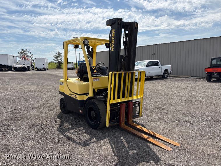 image for item EG9036 2016 Hyster H50T forklift