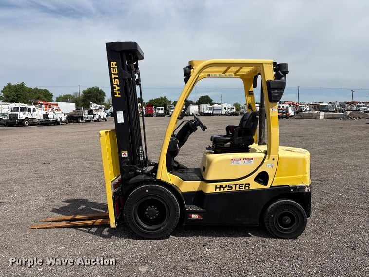 image for item EG9036 2016 Hyster H50T forklift