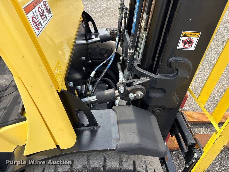 image for item EG9036 2016 Hyster H50T forklift