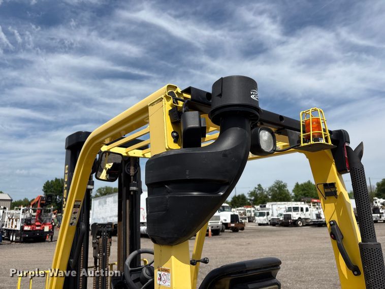 image for item EG9036 2016 Hyster H50T forklift