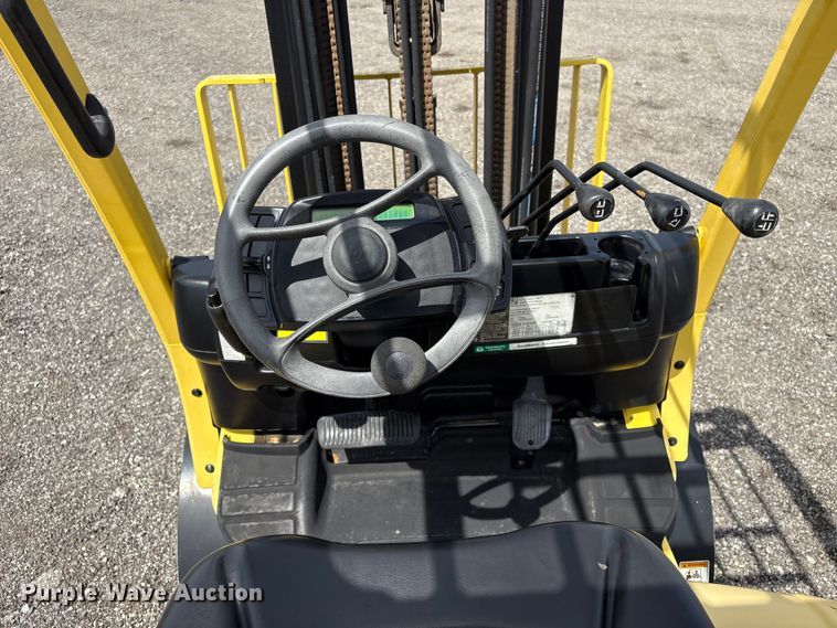 image for item EG9036 2016 Hyster H50T forklift