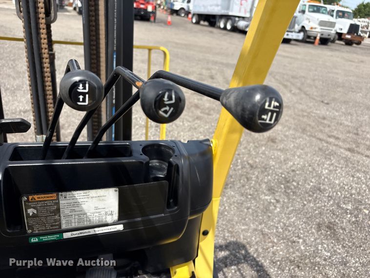 image for item EG9036 2016 Hyster H50T forklift