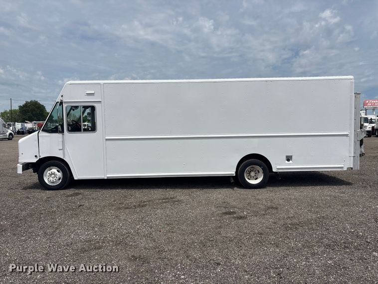 image for item EG9039 2016 Ford F59 delivery truck