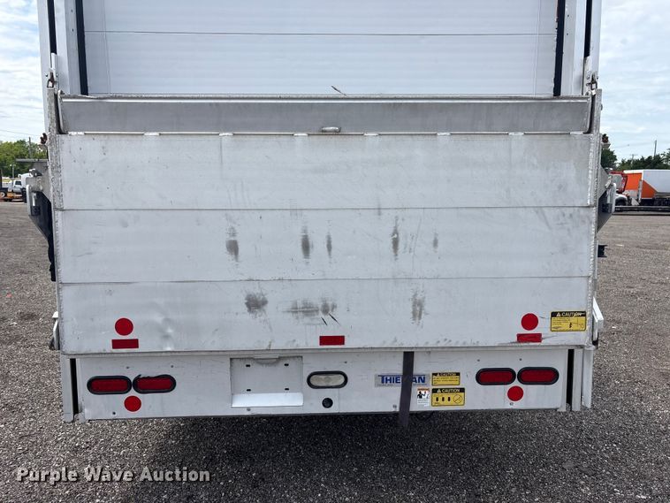image for item EG9039 2016 Ford F59 delivery truck