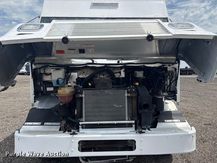 image for item EG9039 2016 Ford F59 delivery truck