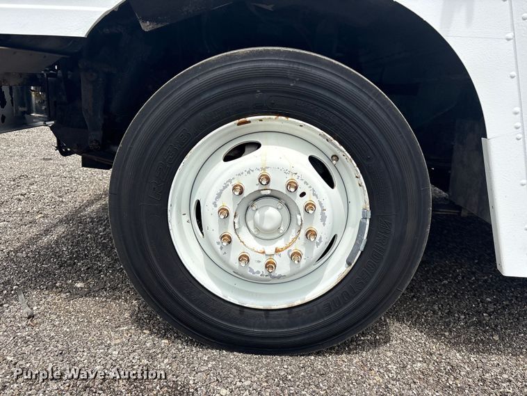 image for item EG9039 2016 Ford F59 delivery truck