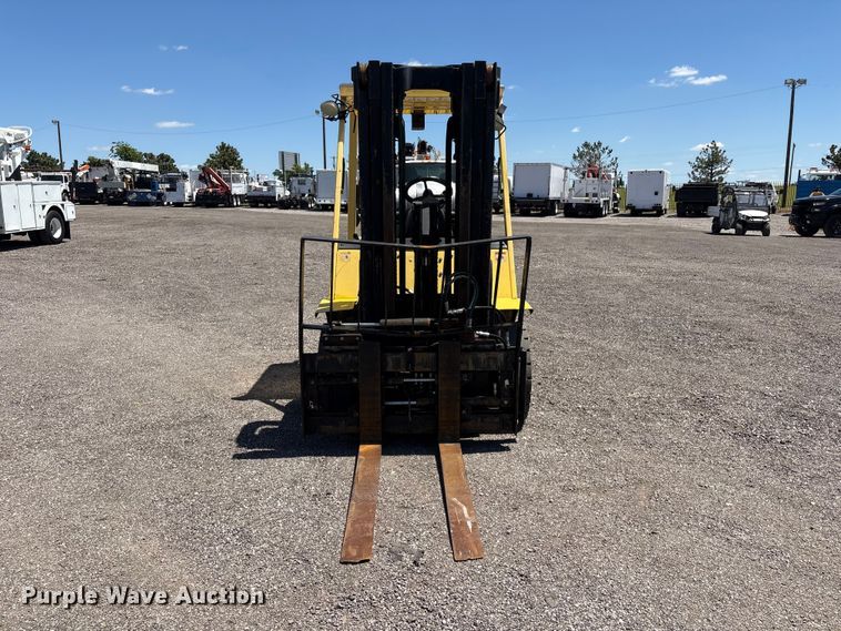 image for item EG9073 2004 Hyster H80XM forklift