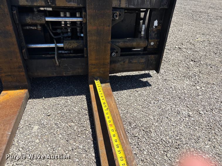 image for item EG9073 2004 Hyster H80XM forklift