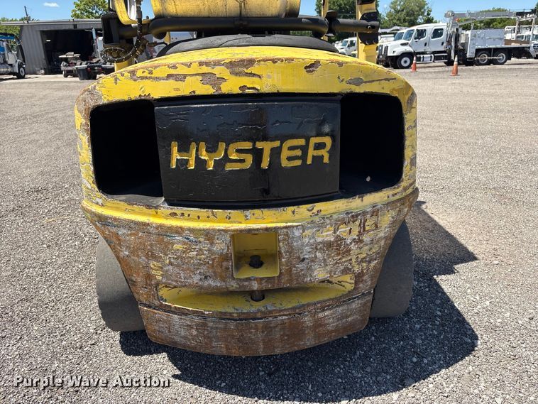 image for item EG9073 2004 Hyster H80XM forklift