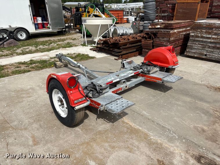 image for item EI5802 2000 U-Haul tow dolly trailer
