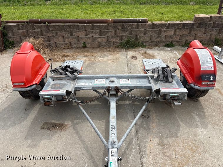 image for item EI5802 2000 U-Haul tow dolly trailer