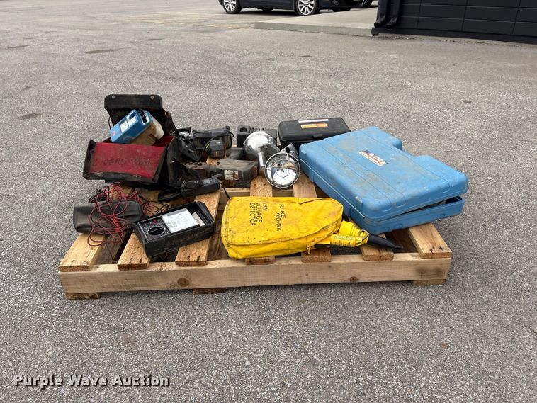 image for item EI5819 Tools