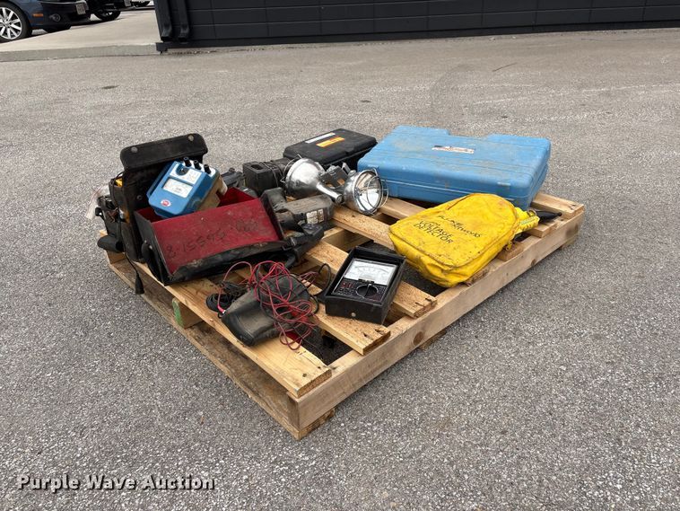 image for item EI5819 Tools