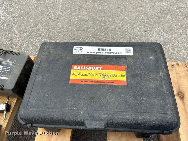 image for item EI5819 Tools