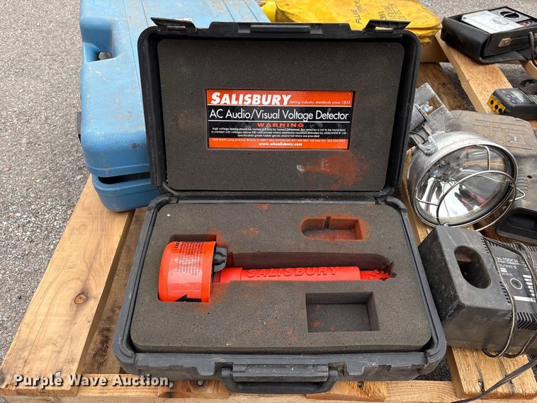 image for item EI5819 Tools