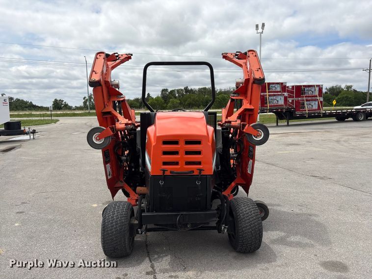 image for item EI5822 2006 Jacobsen HR9016 lawn mower