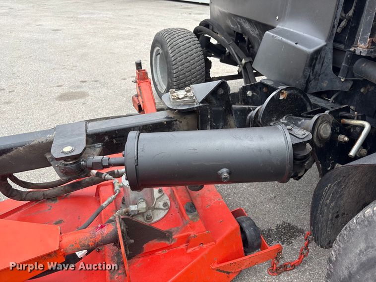 image for item EI5822 2006 Jacobsen HR9016 lawn mower