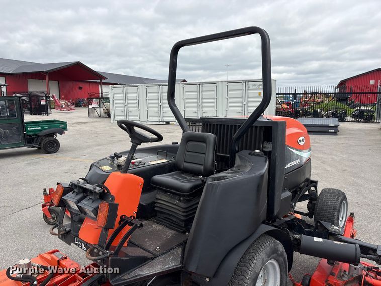 image for item EI5822 2006 Jacobsen HR9016 lawn mower