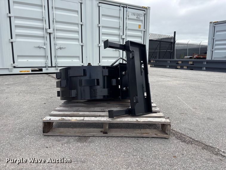 image for item EI5825 2026 Giyi CW44 skid steer compaction wheel