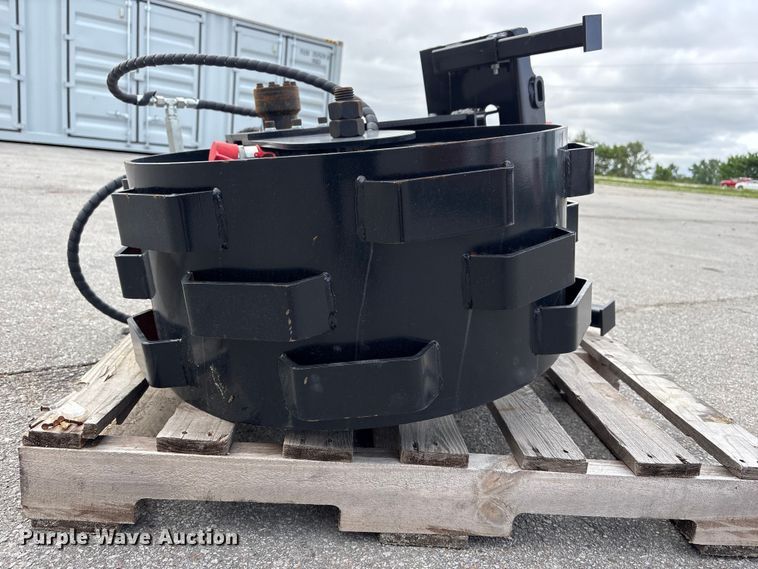 image for item EI5825 2026 Giyi CW44 skid steer compaction wheel