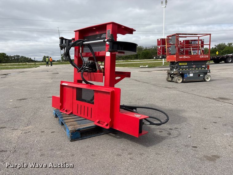 image for item EI5827 2026 Giyi TS75 Skid steer tree shear