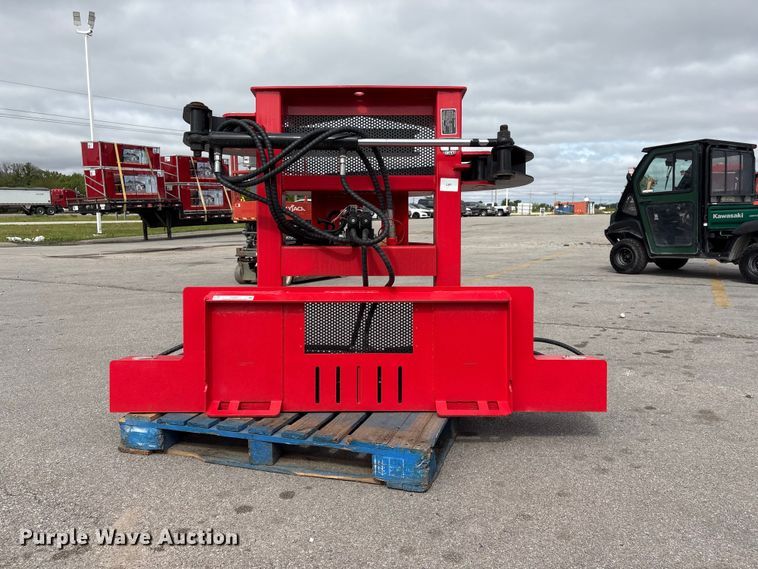 image for item EI5827 2026 Giyi TS75 Skid steer tree shear
