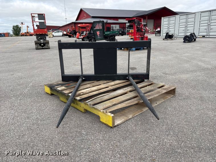 image for item EI5828 Skid steer bale spear