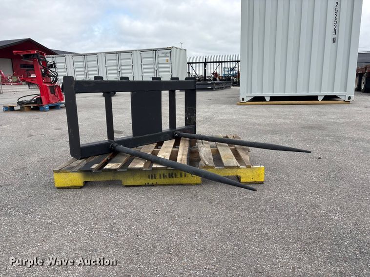 image for item EI5828 Skid steer bale spear