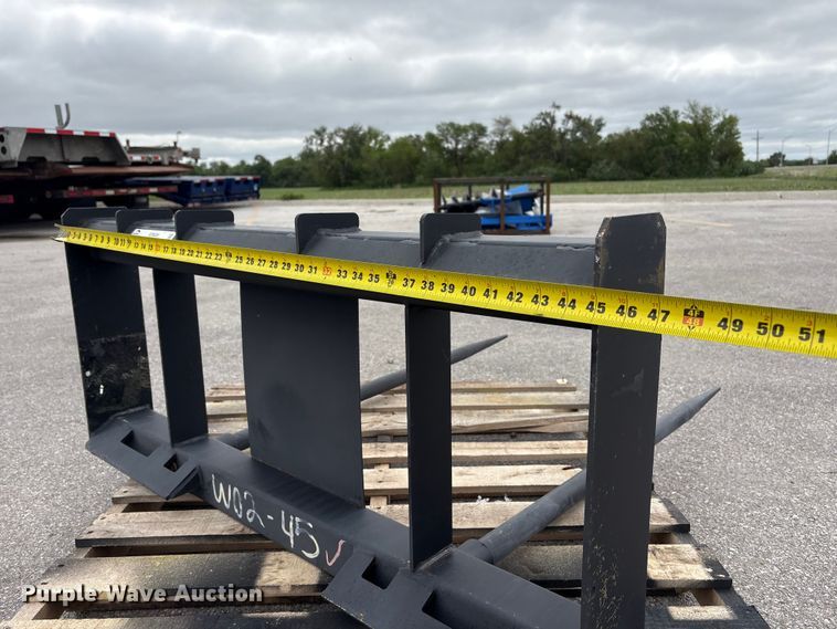 image for item EI5828 Skid steer bale spear