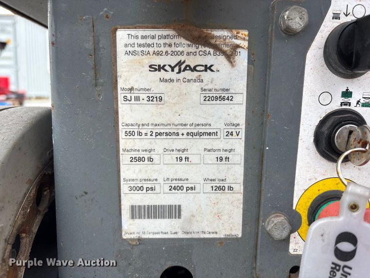 image for item EI5830 2016 Skyjack SJ III-3219 scissor lift