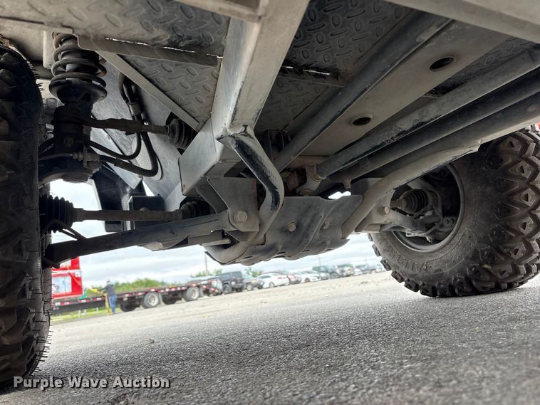 image for item EI5831 2010 Kawasaki Mule 4010 utility vehicle