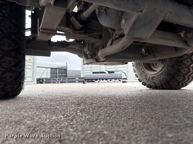 image for item EI5831 2010 Kawasaki Mule 4010 utility vehicle