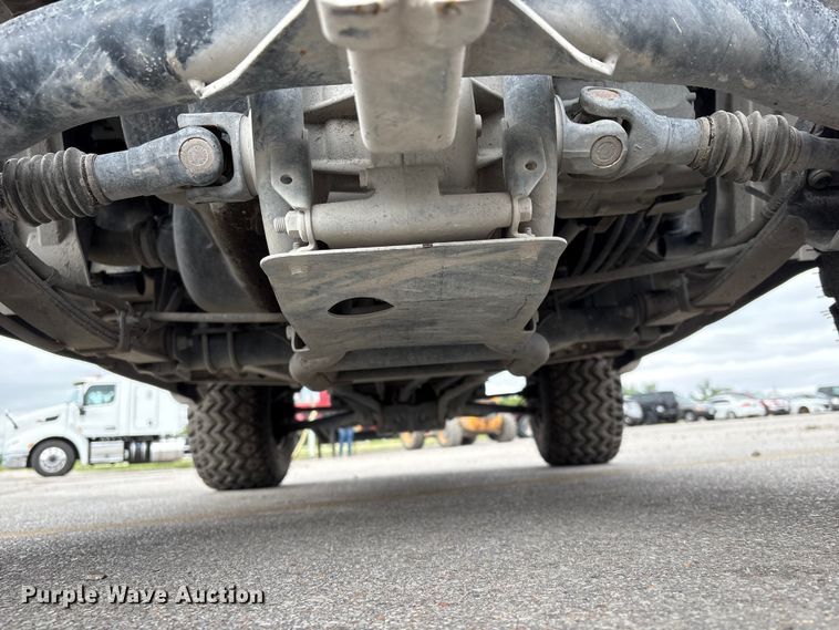 image for item EI5831 2010 Kawasaki Mule 4010 utility vehicle