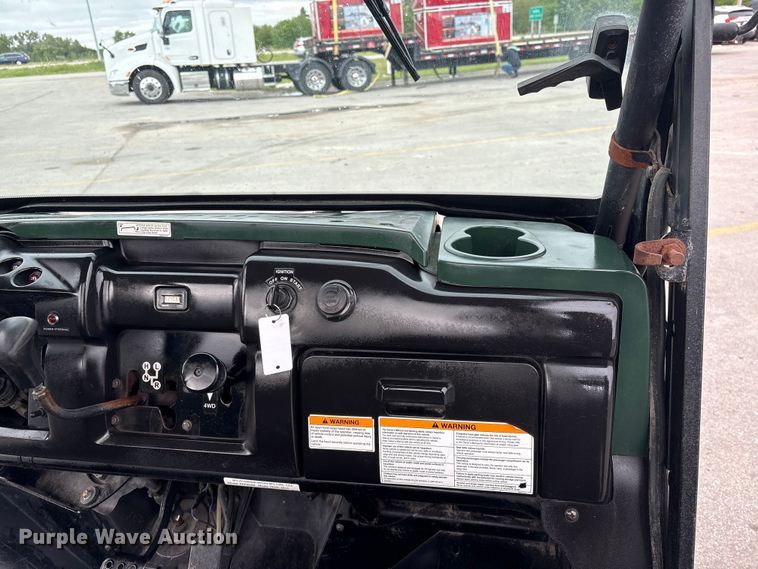 image for item EI5831 2010 Kawasaki Mule 4010 utility vehicle