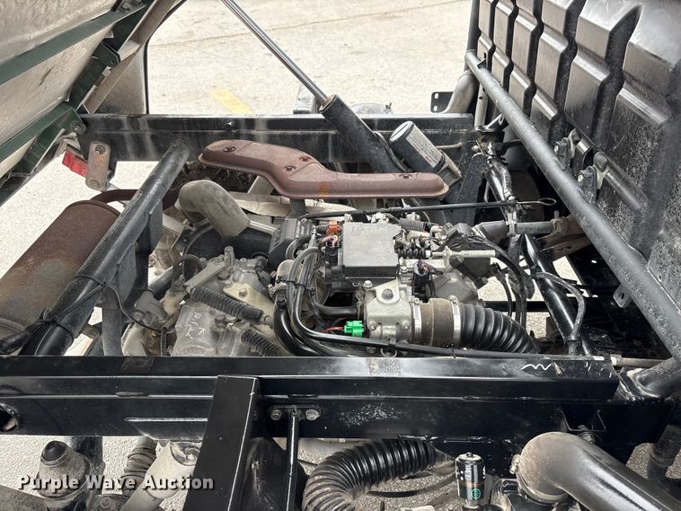 image for item EI5831 2010 Kawasaki Mule 4010 utility vehicle
