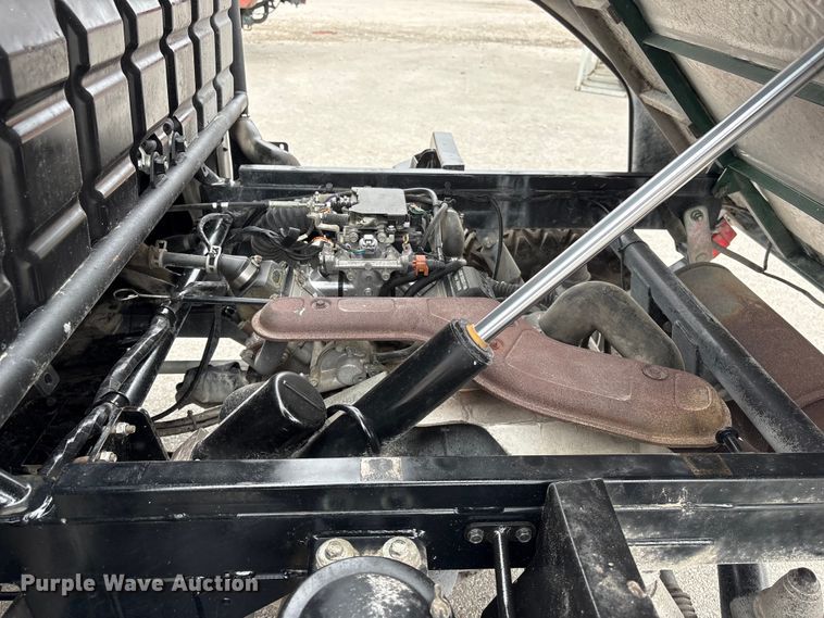 image for item EI5831 2010 Kawasaki Mule 4010 utility vehicle