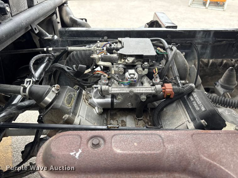 image for item EI5831 2010 Kawasaki Mule 4010 utility vehicle