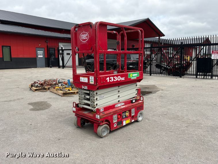 image for item EI5832 2018 MEC 1330SE scissor lift