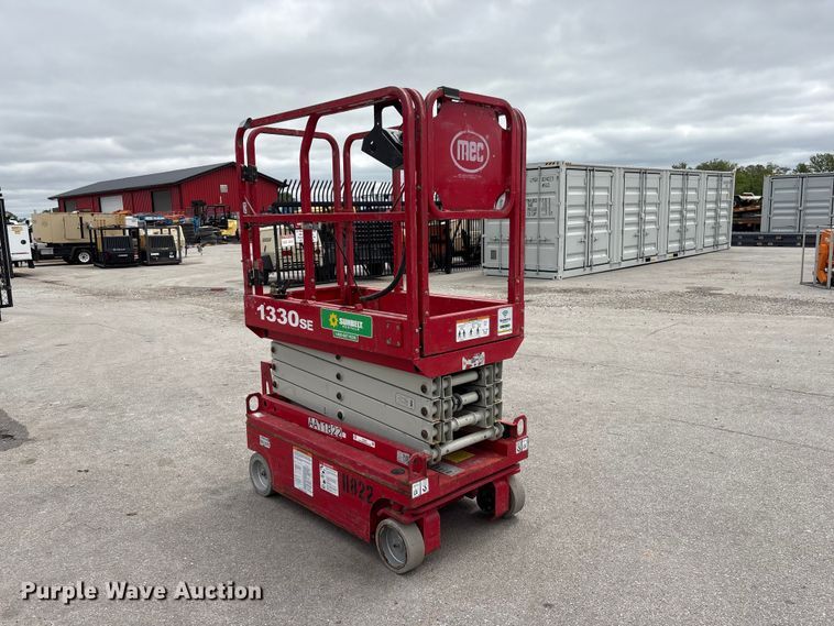 image for item EI5832 2018 MEC 1330SE scissor lift