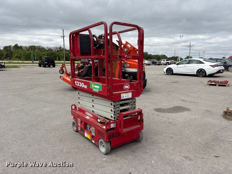 image for item EI5832 2018 MEC 1330SE scissor lift