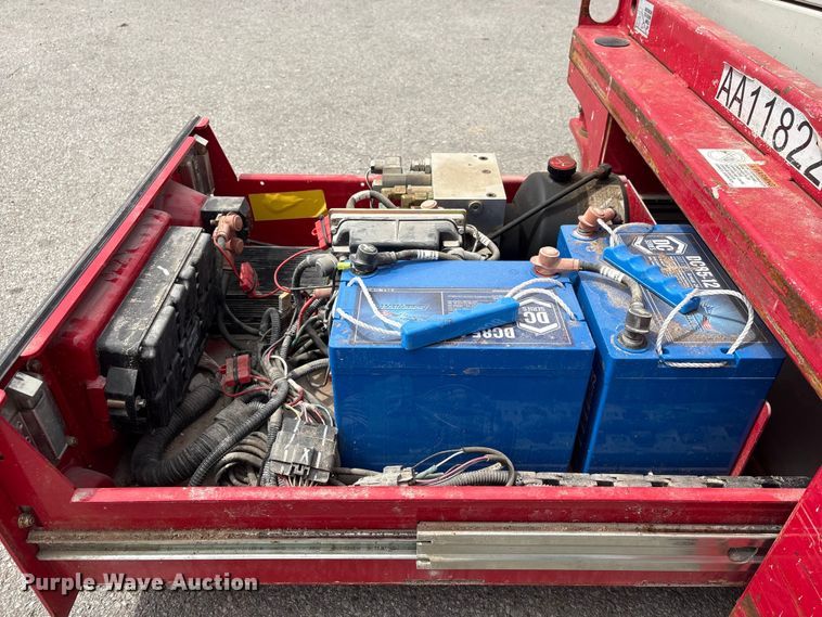 image for item EI5832 2018 MEC 1330SE scissor lift
