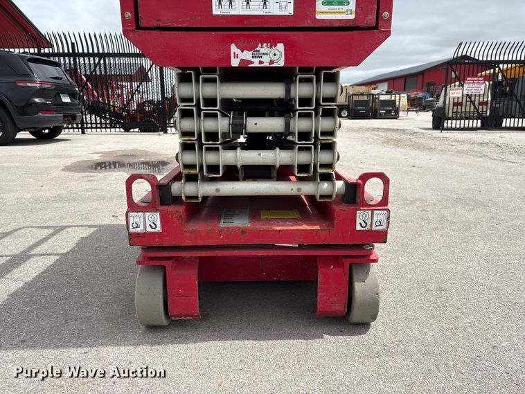 image for item EI5832 2018 MEC 1330SE scissor lift