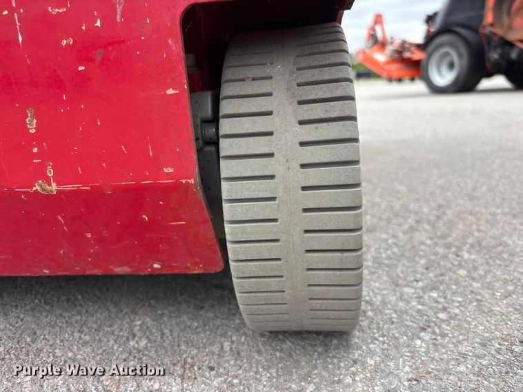image for item EI5832 2018 MEC 1330SE scissor lift