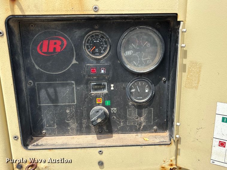 image for item EI5833 2005 Ingersoll - Rand P185WJDU air compressor